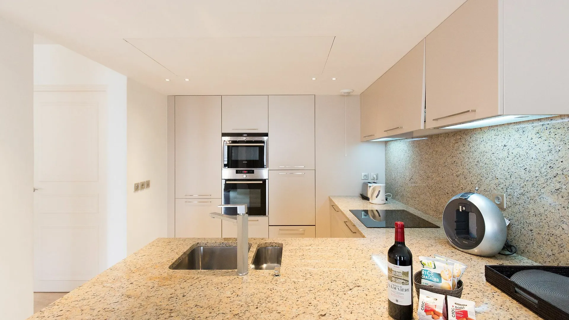 Carlton Riviera Apartment Cannes