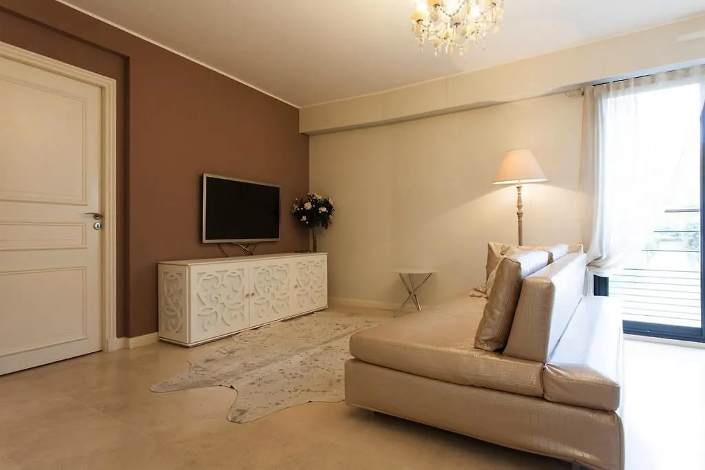 Carlton Riviera Apartment Cannes