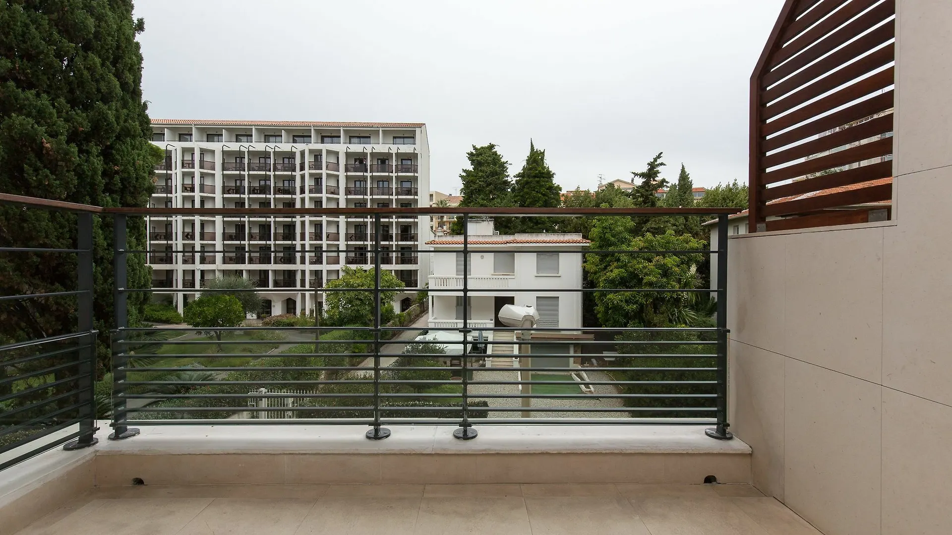 Carlton Riviera Apartment Cannes